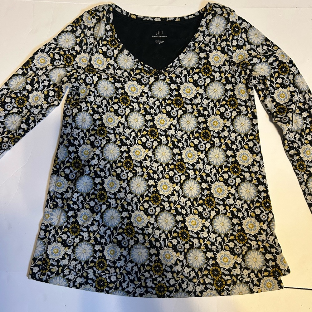 J. Jill Black and White Floral Long Sleeve Top